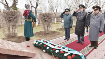 Фотография к новости: Ұлттық ұлан «Қазбат» жауынгерлерін еске алды