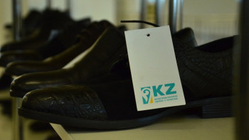 Фотография к новости: Қазақстанда екі айда 286,7 мың жұп аяқ киім шығарылды