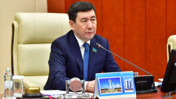 Фотография к новости: Мұнайшылар мәселесі. Тендер дұрыс өткен-өтпегенін анықтау керек - Қошанов