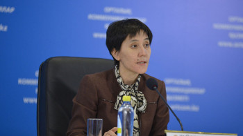 Фотография к новости: Дүйсенова жұмыспен қамту мәселелері бойынша кеңес өткізді