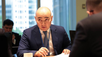 Фотография к новости: ҰЭМ басшысы халықаралық рейтинг агенттіктерінің басшыларымен кездесті