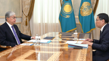 Фотография к новости: Тоқаев  Досаевқа  азық-түлік  бағасын тұрақтандыруға қатысты тапсырма берді