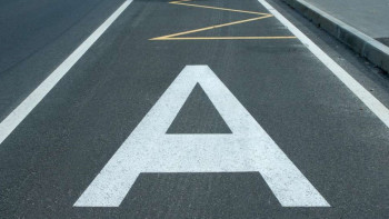 Фотография к новости: Алматы көшесінің бірінде автобус жолағымен жүруге рұқсат етілді