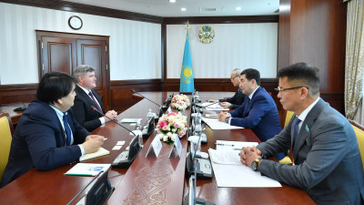 Ерлан Қошанов «Шеврон» корпорациясын жергілікті мәселелерді шешуге шақырды