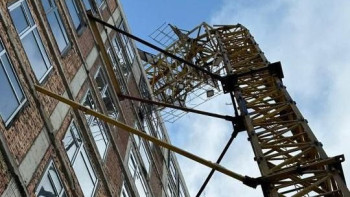 Фотография к новости: Астанада құрылыс алаңында кран құлады