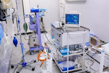 Фотография к новости: Елордалық дәрігерлер ШҚО-да бір күнде 8 ота жасады