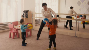 Фотография к новости: Инклюзивті білім беретін педагог-психологтар 40% үстемақы алады