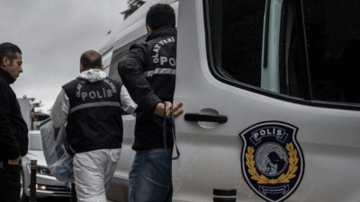 Түркияда билік партиясының ғимаратына шабуыл жасалды