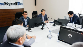 Фотография к новости: Дәулетжан Хасанов: Мердігер мекемелер толықтай ұзақ мерзімді шартқа шығады