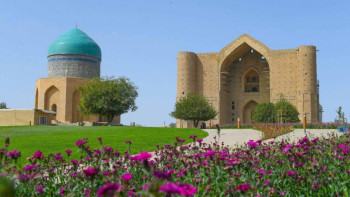 Фотография к новости: Қожа Ахмет Яссауи кесенесіне жер астына кетіп қалу қаупі төніп тұр