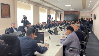 Фотография к новости: ҚМГ-ге мердігер мекемелердегі қызметкерлердің жалақысы 700 мың теңгеге жетті