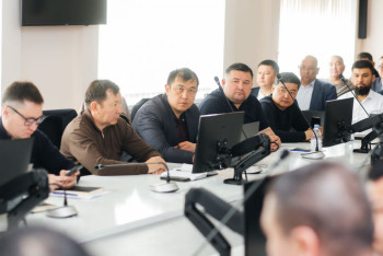 Фотография к новости: Комиссия жаңаөзендіктердің жұмыс мәселесі қалай шешіліп жатқанын айтты