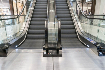 Фотография к новости: Оқыс оқиға: көкшетаулық әйелдің аяғы эскалаторға қысылып қалды