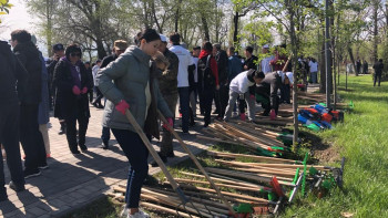 Фотография к новости: Алматыда Clean & Green жалпықалалық сенбілігі өтіп жатыр