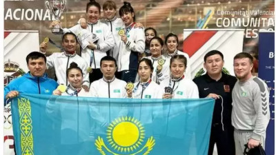 Балуан қыздар Испаниядағы турнирде 10 медаль жеңіп алды