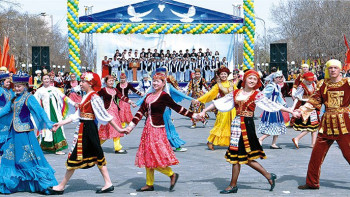 Фотография к новости: Шәукенова: Қазақстанның күші мен ерекше қасиеті - оның көп ұлттылығында