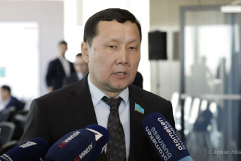 Фотография к новости: Абзал Құспан азаматтардың құқығын қорғауға бағытталған заң туралы айтты