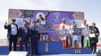 Фотография к новости: Қызылордадағы бәйгеде елордалық шабандоз жеңімпаз атанды