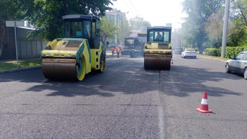 Фотография к новости: Алматыда жол жөндеуге 250 млн теңге бөлінді