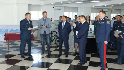 Ахметжанов Астанадағы полиция департаментінің жедел басқару орталығында болды