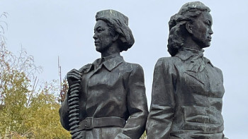 Фотография к новости: Қазақфильм Мәншүк Мәметова туралы фильм түсірді