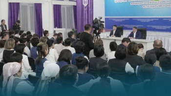 Фотография к новости: Оқу-ағарту министрі Қызылорда облысының жетекші педагогтарымен кездесті