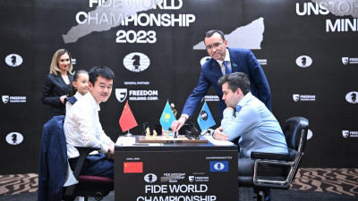 Мәулен Әшімбаев шахматтан әлем чемпионы үшін сайыстың шешуші партиясына қатысты