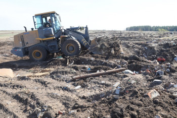 Фотография к новости: Қостанайдағы Новонежинка тұрғындарының басын қатырған қоқыс полигоны