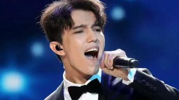 Фотография к новости: Димаштың әні алғаш рет Уругвай радиосында шырқалды