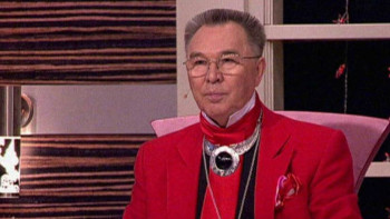 Фотография к новости: Белгілі модельер дүниеден озды