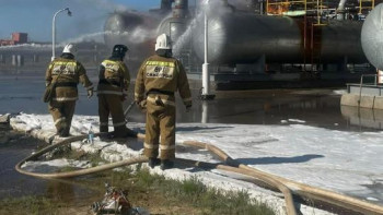 Фотография к новости: Ақтөбе облысының газ өңдеу зауытында өрт сөндірілді