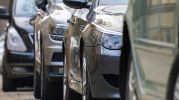 Фотография к новости: Қазақстанда 100 мыңнан астам шетелдік автокөлік заңдастырылды