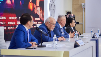 Фотография к новости: Әкемтеатр – елордада!