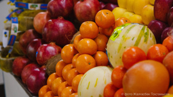 Фотография к новости: Диетолог жеміс шырындары арасындағы ең зиянын атады