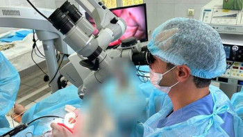 Фотография к новости: Алматы облысында есту қабілетін қалпына келтіретін бірегей ота жасалды