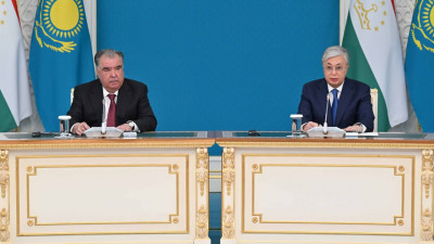 Қасым-Жомарт Тоқаев пен Эмомали Рахмон бірлескен мәлімдеме жасады