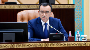 Фотография к новости: Кезінде қол қойған келісімдерді өзгертуге болмайды деген түсінік жоқ - Әшімбаев ЕАЭО жайлы