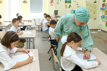 Фотография к новости: Педагогтерге 100 мыңнан астам әдістемелік құрал қолжетімді болады