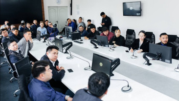 Фотография к новости: ҚМГ арнайы жұмыс тобы Жаңаөзен кәсіпкерлерімен кездесті