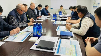 Фотография к новости: Вице-министр: Жол ақылы болатынын,  қанша, қайда төленетінін түсіндіру керек