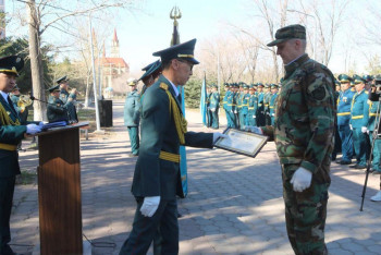 Фотография к новости: Қарағанды облысында құтқарушылар марапатталды