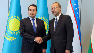 Қазақстан мен Өзбекстан Үкімет басшылары келіссөз жүргізді