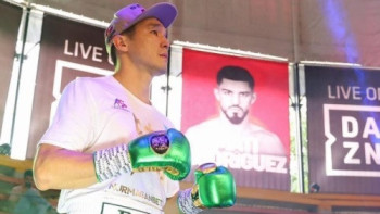 Фотография к новости: Ел боксшылары «Канело» кешінде жұдырықтасады