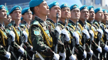 Фотография к новости: Бүгін Отан қорғаушылар күні