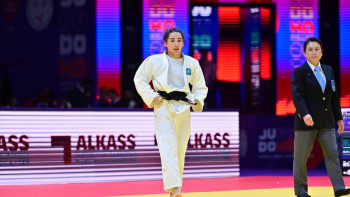 Фотография к новости: Әбиба Абужақынова әлем чемпионатының қола медалі үшін күреседі