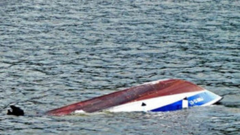 Фотография к новости: Қайықтары аударылып кеткен. Ертісте ер адам мен әйел құтқарылды