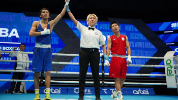 Фотография к новости: Бокстан ӘЧ. Санжар Тәшкенбай жартылай финалға жолдама жеңіп алды