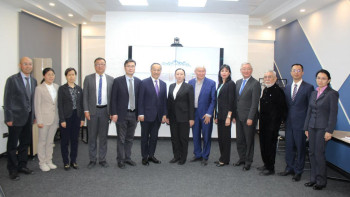 Фотография к новости: Қазақстан мен Қытай ғалымдары зерттеу жобаларын жүзеге асыру мүмкіндіктерін талқылады