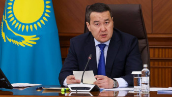 Фотография к новости: Орта бизнес өңдеуші өнеркәсіптің қозғаушы күшіне айналуы тиіс – Смайылов