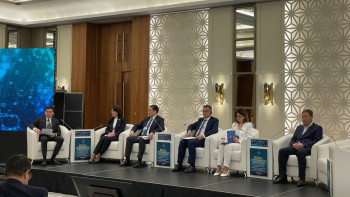 Фотография к новости: Медицинаны цифрландыру жаңа ауруларды болжауға көмектеседі - сенатор